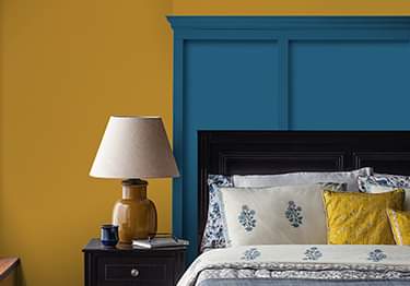 Two-colour-Combination-for-Small-Bedroom-Walls-m