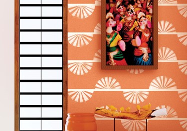 Traditional-Hallway-Design-with-Orange-Accent-Wall-m